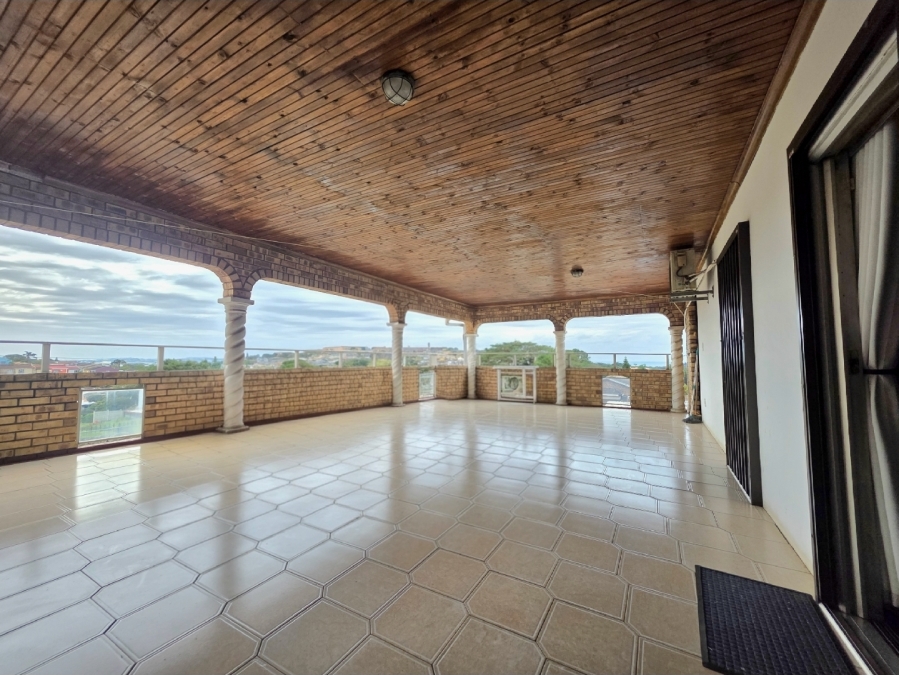 4 Bedroom Property for Sale in Lotus Park KwaZulu-Natal