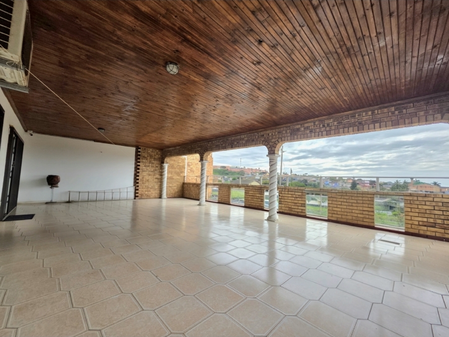 4 Bedroom Property for Sale in Lotus Park KwaZulu-Natal