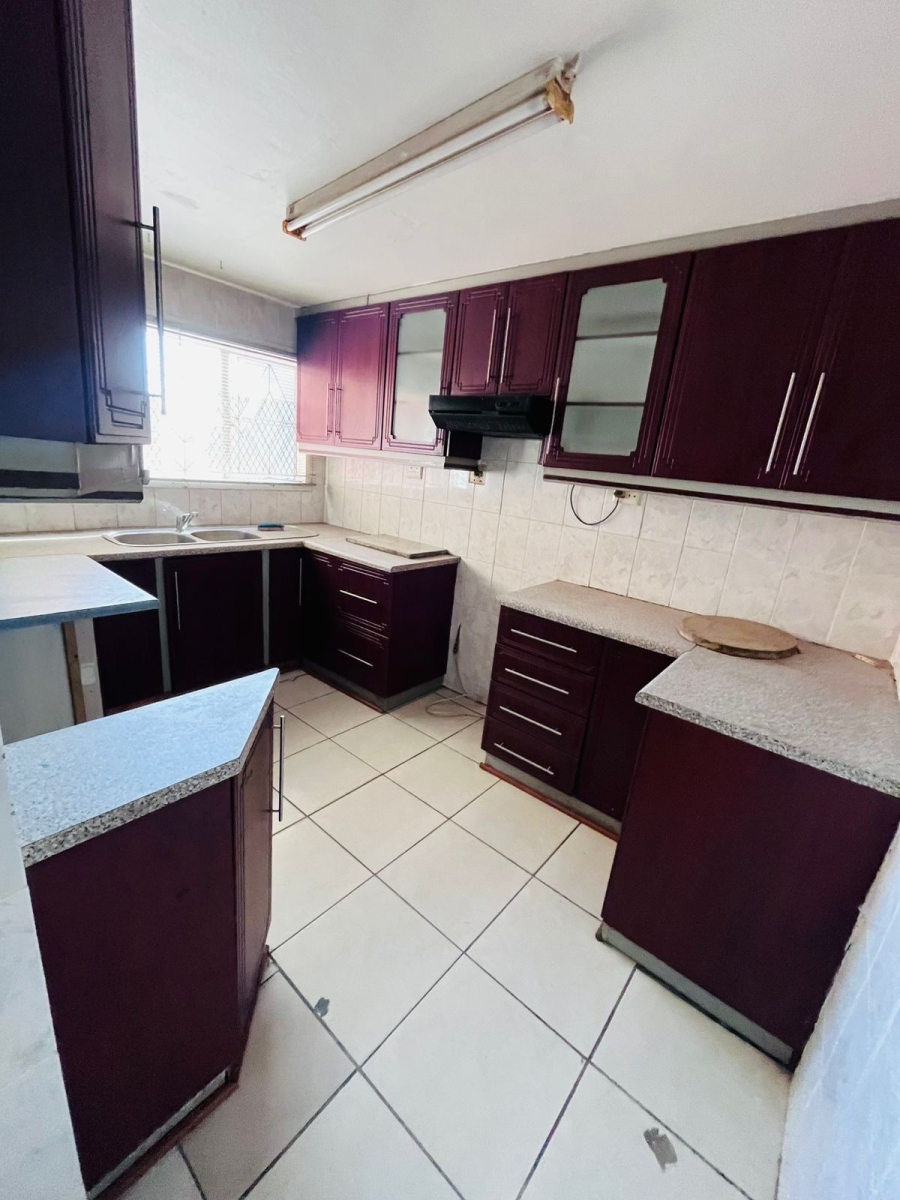 2 Bedroom Property for Sale in Austerville KwaZulu-Natal