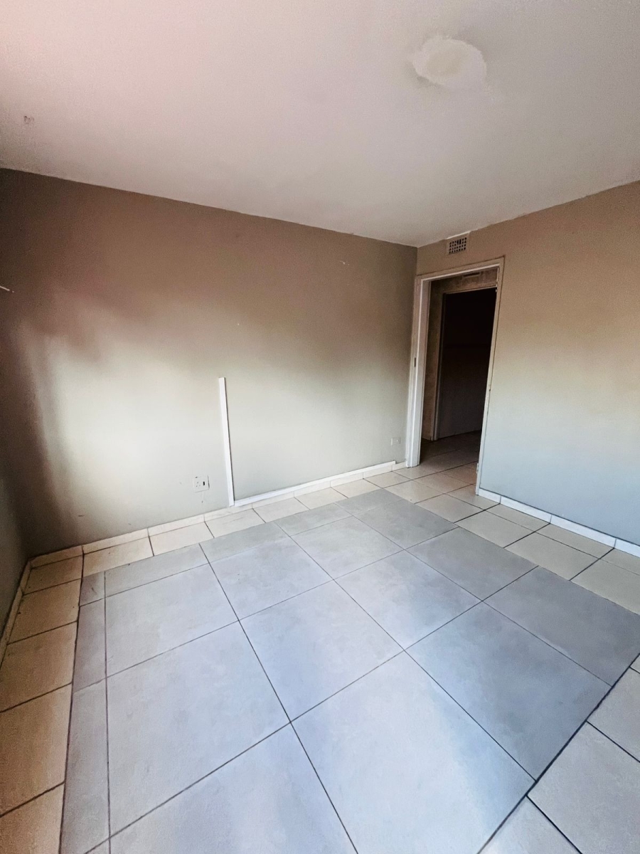 2 Bedroom Property for Sale in Austerville KwaZulu-Natal