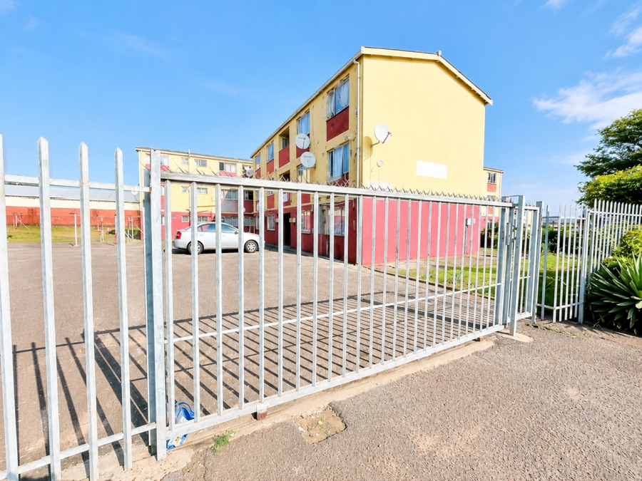 2 Bedroom Property for Sale in Austerville KwaZulu-Natal