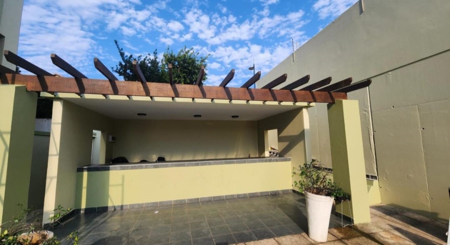 2 Bedroom Property for Sale in Umhlanga Ridge KwaZulu-Natal