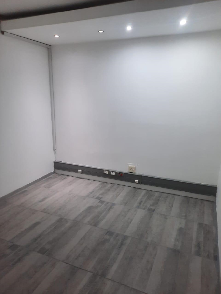 To Let Commercial Property for Rent in Umhlanga KwaZulu-Natal