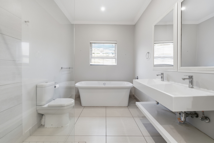 3 Bedroom Property for Sale in Palm Lakes Estate KwaZulu-Natal