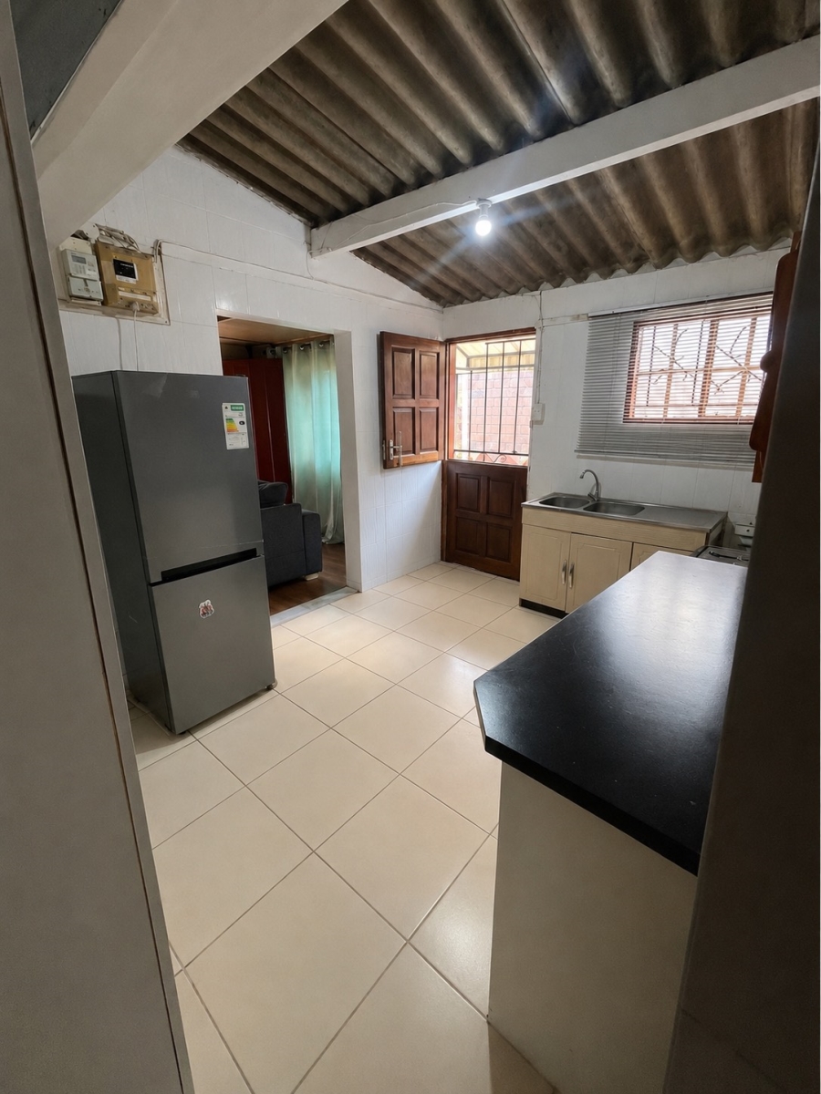 2 Bedroom Property for Sale in Kwandengezi KwaZulu-Natal