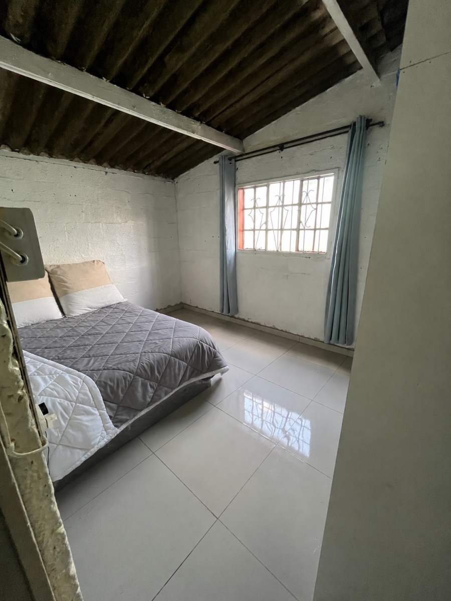 2 Bedroom Property for Sale in Kwandengezi KwaZulu-Natal