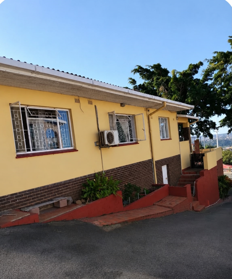 4 Bedroom Property for Sale in Reservoir Hills KwaZulu-Natal