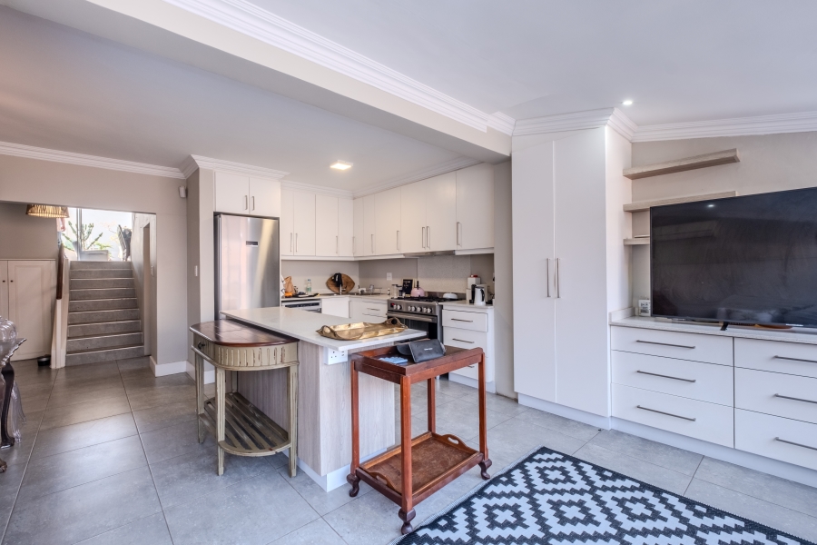 3 Bedroom Property for Sale in Umhlanga KwaZulu-Natal