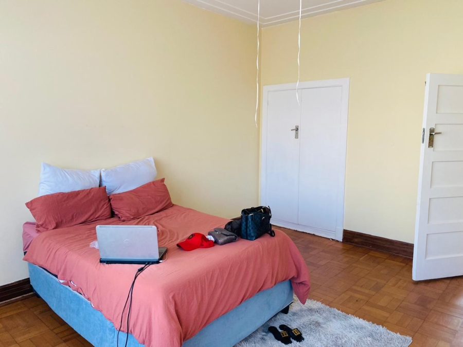 1 Bedroom Property for Sale in Essenwood KwaZulu-Natal