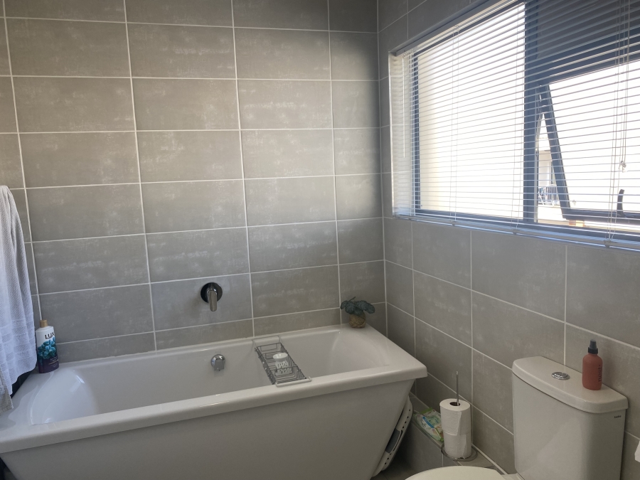 2 Bedroom Property for Sale in Ballito Central KwaZulu-Natal