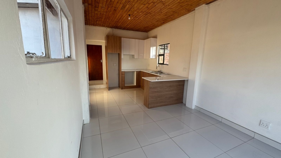 To Let 2 Bedroom Property for Rent in Howick West KwaZulu-Natal