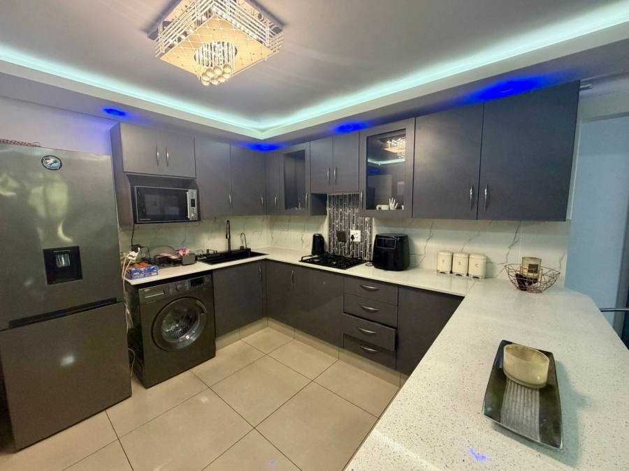 2 Bedroom Property for Sale in Meer En See KwaZulu-Natal