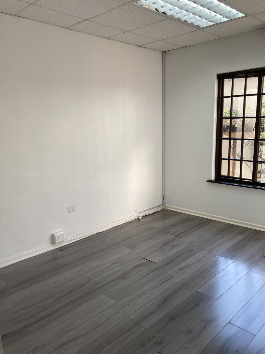To Let Commercial Property for Rent in Gillitts KwaZulu-Natal
