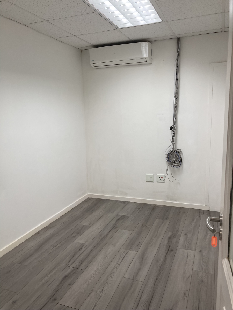 To Let Commercial Property for Rent in Gillitts KwaZulu-Natal
