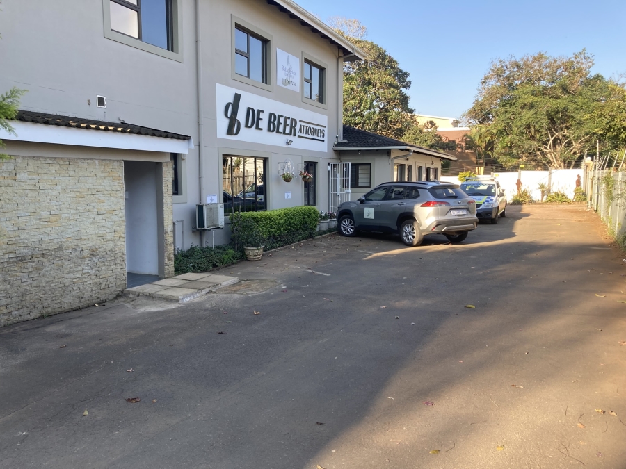 To Let Commercial Property for Rent in Gillitts KwaZulu-Natal