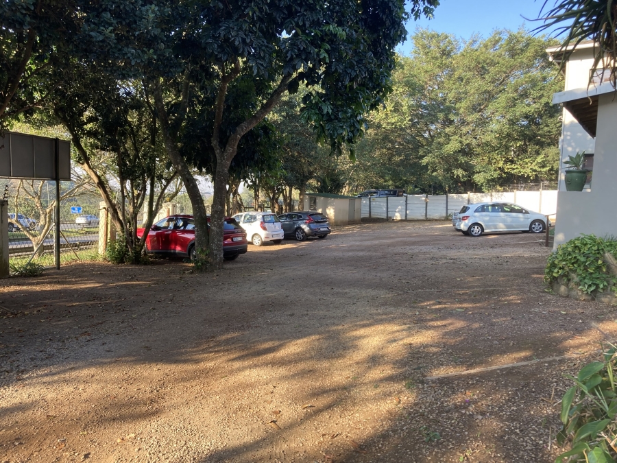 To Let Commercial Property for Rent in Gillitts KwaZulu-Natal