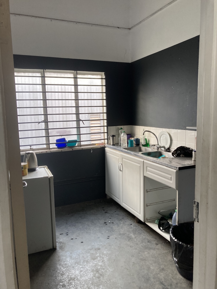 To Let Commercial Property for Rent in New Germany KwaZulu-Natal
