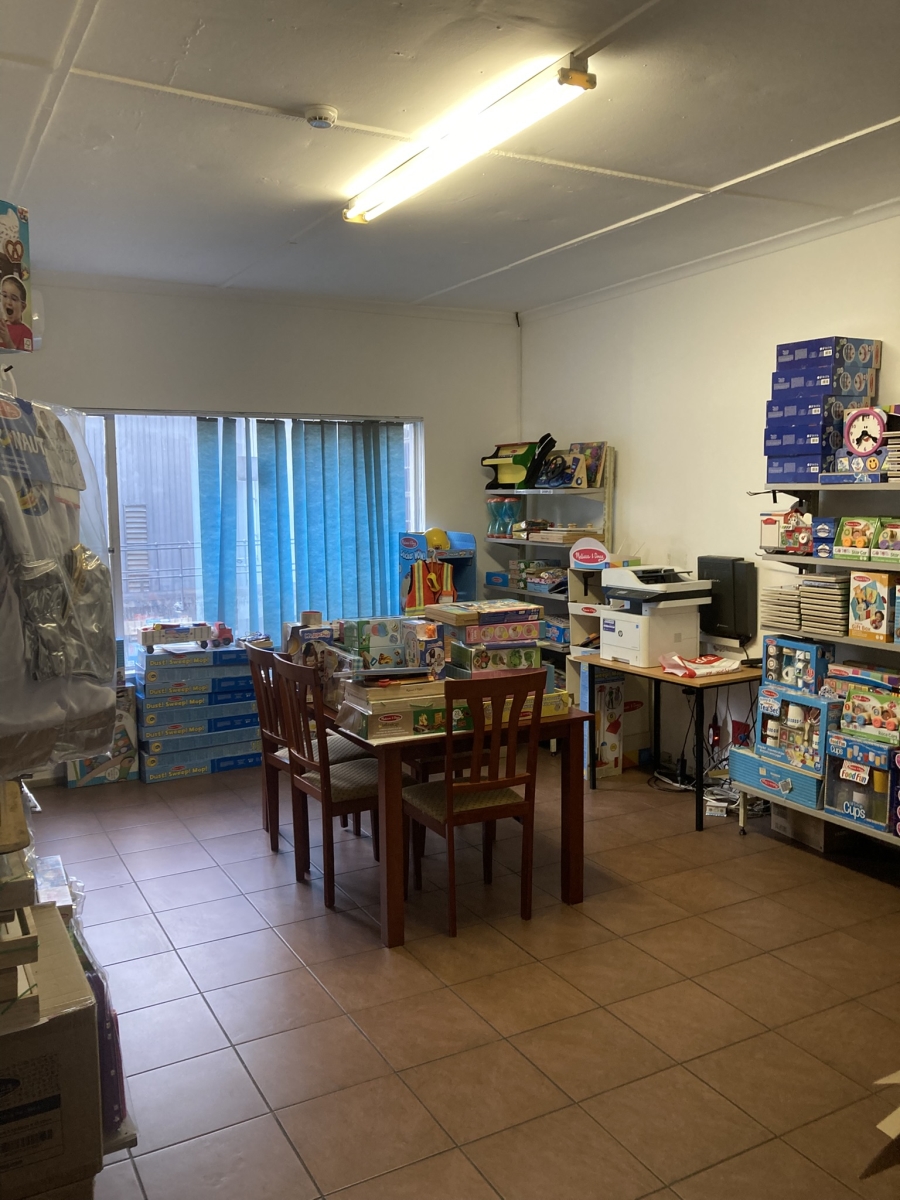 To Let Commercial Property for Rent in New Germany KwaZulu-Natal