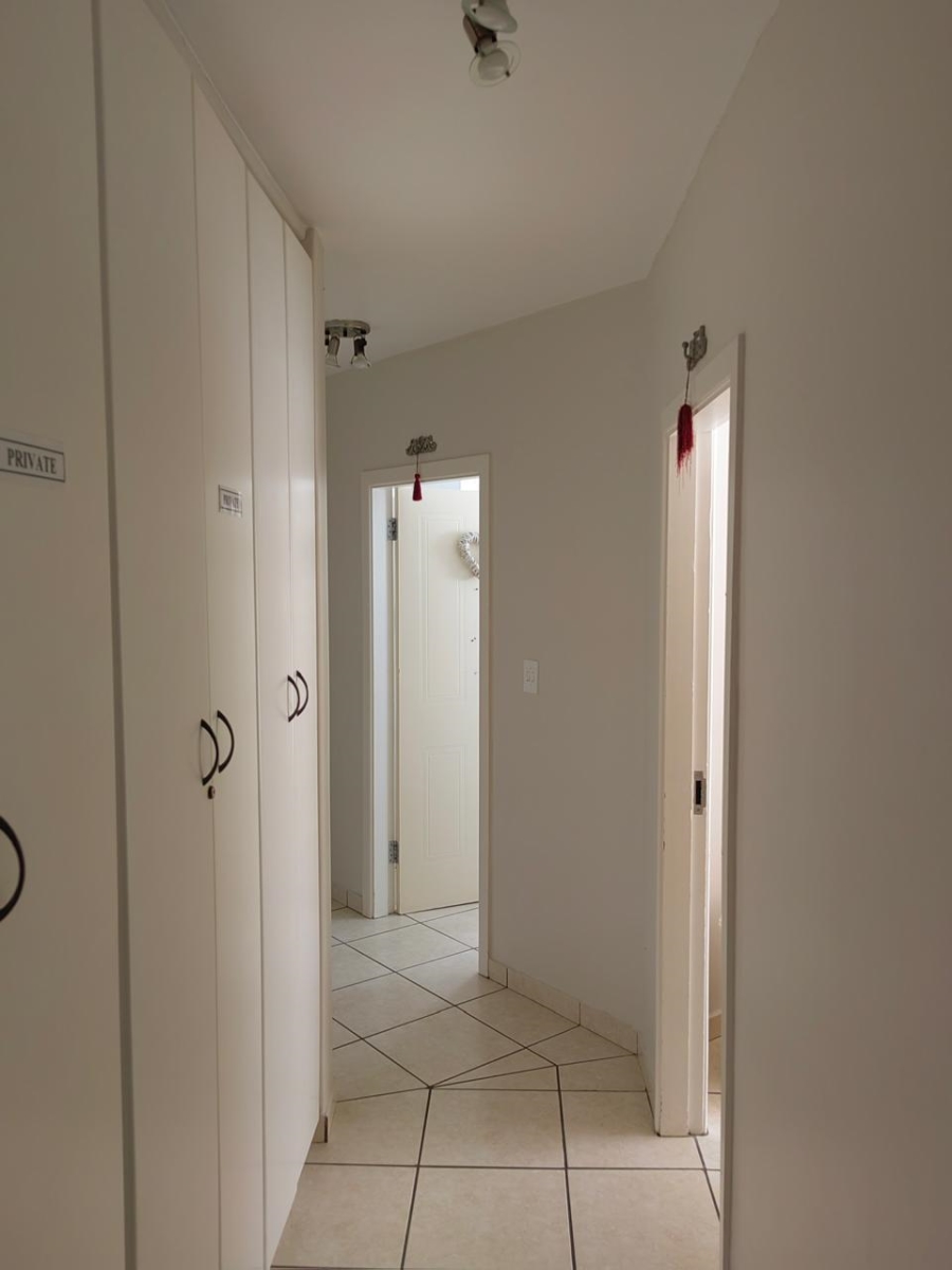 4 Bedroom Property for Sale in Lawrence Rocks KwaZulu-Natal