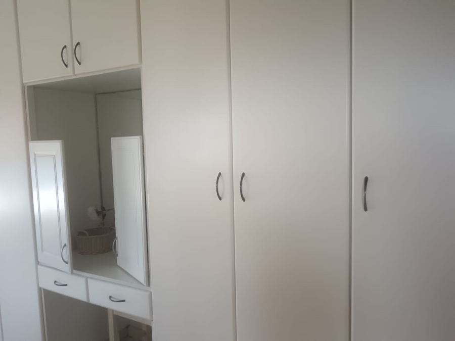 4 Bedroom Property for Sale in Lawrence Rocks KwaZulu-Natal
