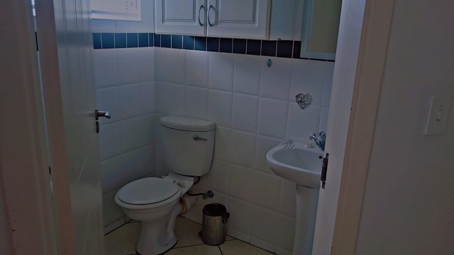 4 Bedroom Property for Sale in Lawrence Rocks KwaZulu-Natal