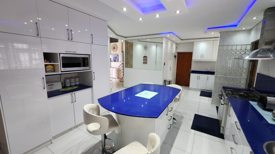 4 Bedroom Property for Sale in Escombe KwaZulu-Natal