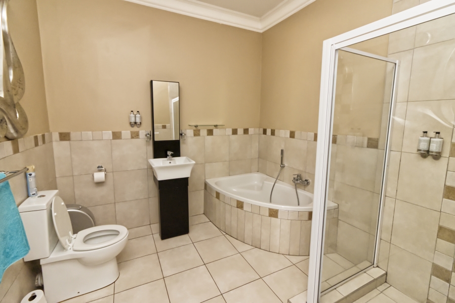 15 Bedroom Property for Sale in Nambiti KwaZulu-Natal