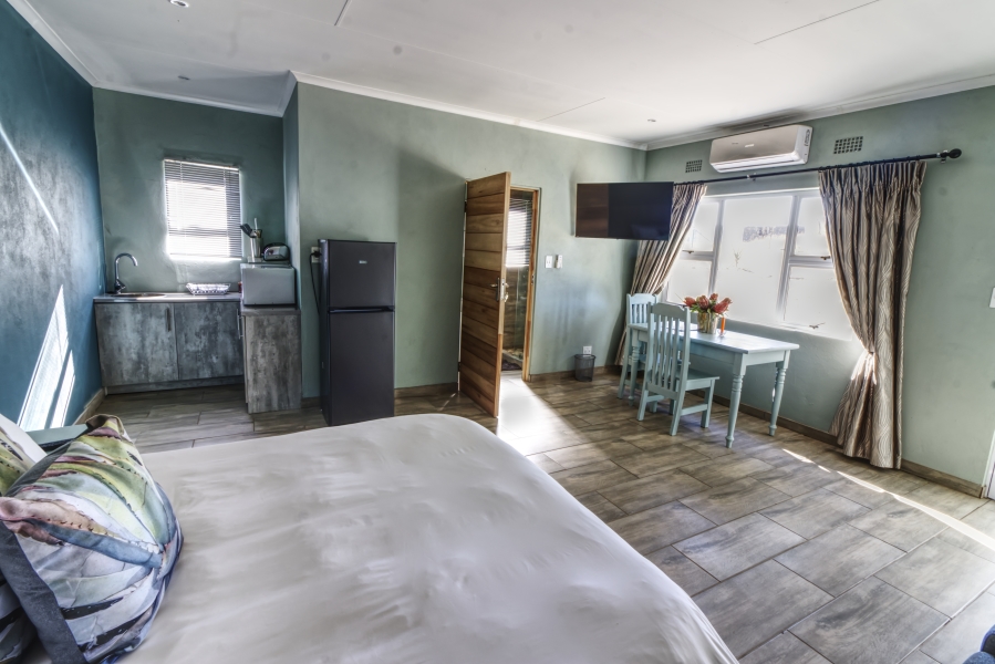15 Bedroom Property for Sale in Nambiti KwaZulu-Natal