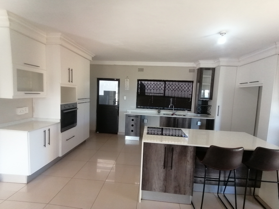 3 Bedroom Property for Sale in Margate KwaZulu-Natal