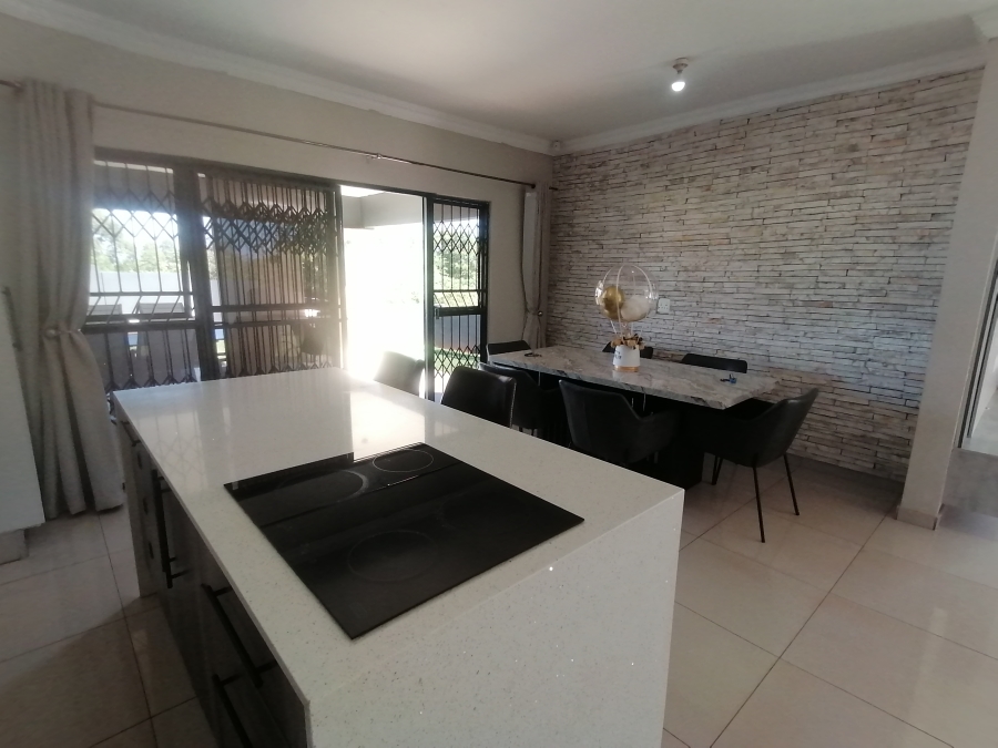 3 Bedroom Property for Sale in Margate KwaZulu-Natal