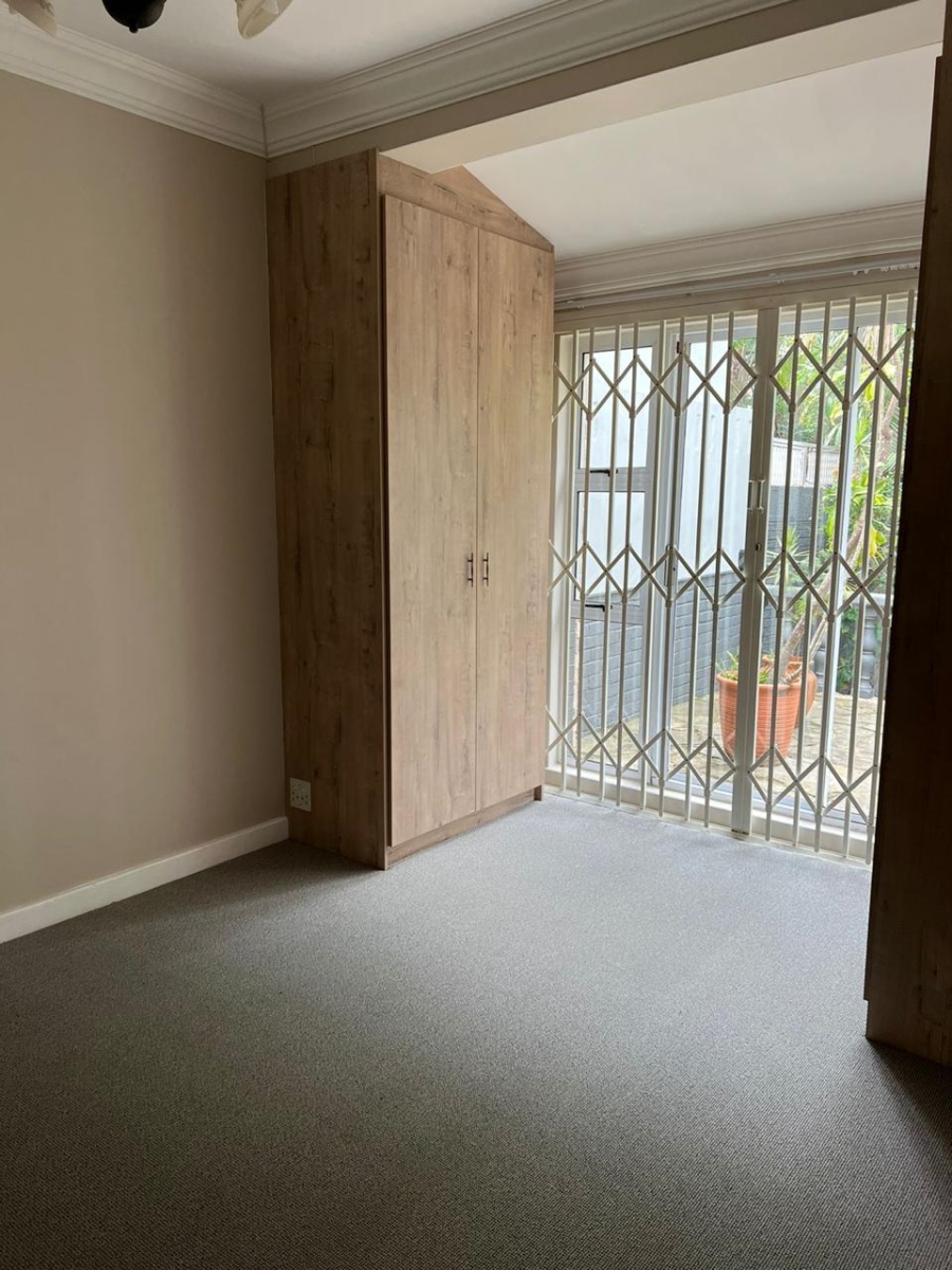 To Let 2 Bedroom Property for Rent in Dawncliffe KwaZulu-Natal
