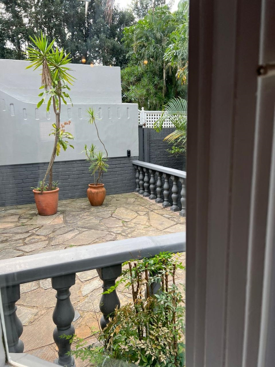 To Let 2 Bedroom Property for Rent in Dawncliffe KwaZulu-Natal
