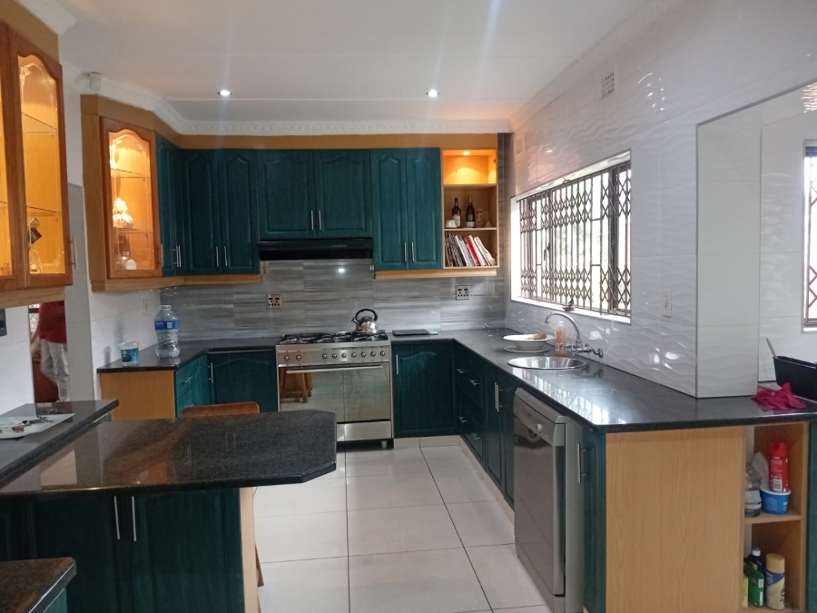4 Bedroom Property for Sale in Isipingo Hills KwaZulu-Natal