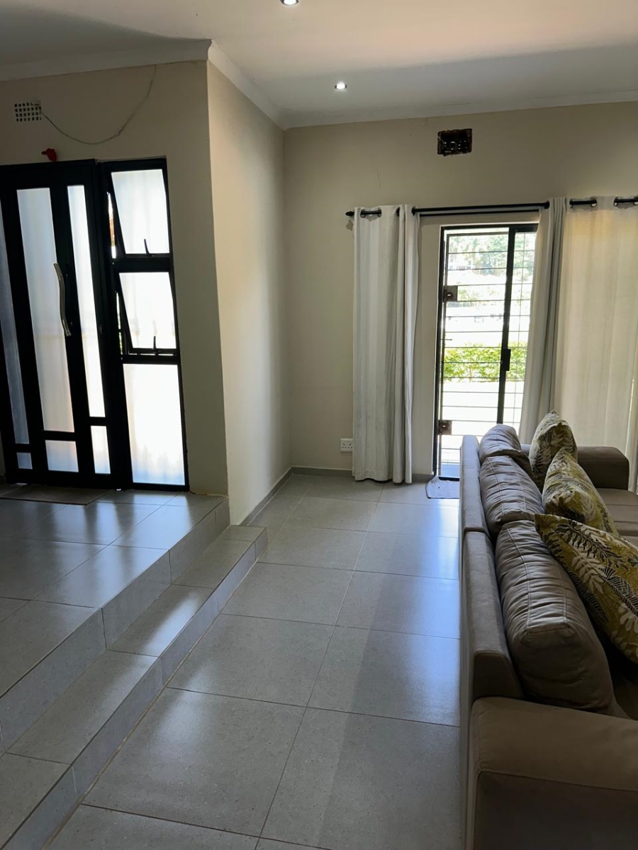 4 Bedroom Property for Sale in Amanzimtoti KwaZulu-Natal