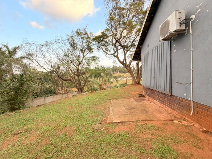 4 Bedroom Property for Sale in Amanzimtoti KwaZulu-Natal