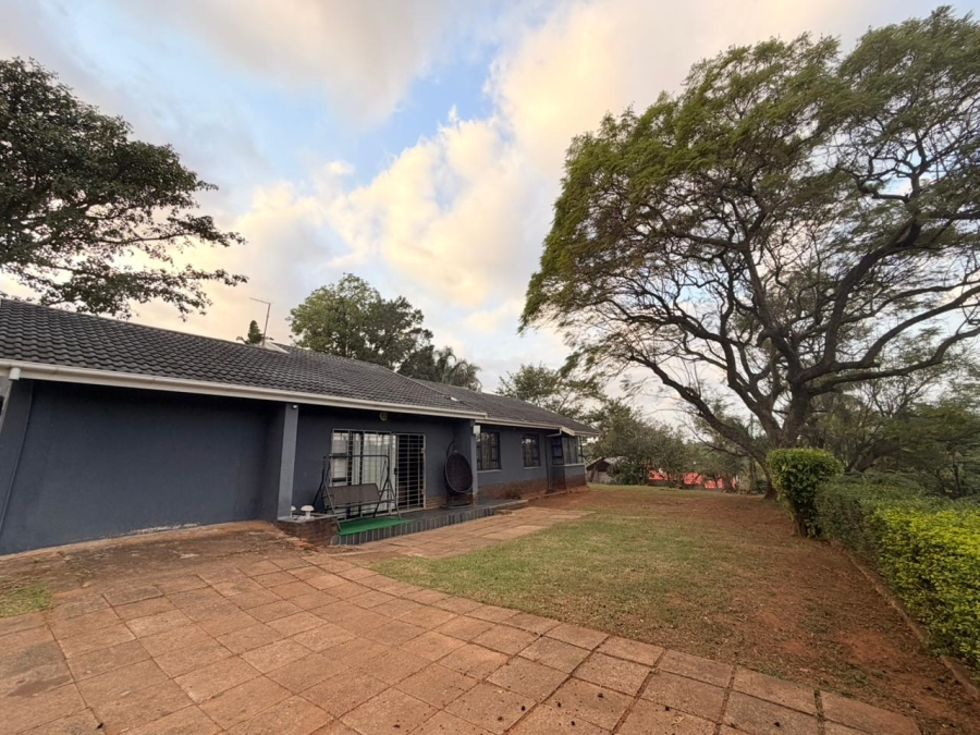4 Bedroom Property for Sale in Amanzimtoti KwaZulu-Natal