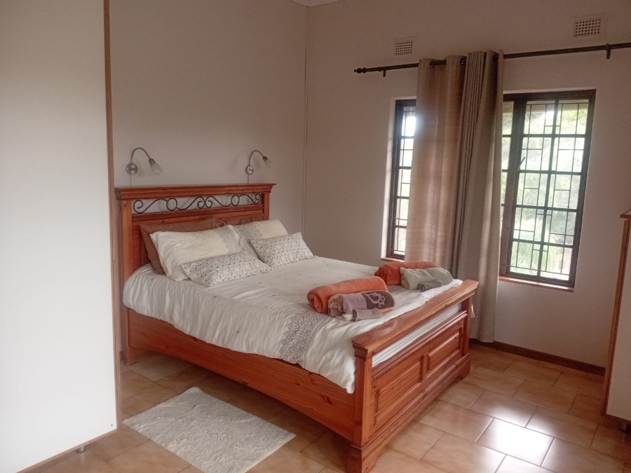 7 Bedroom Property for Sale in Winklespruit KwaZulu-Natal