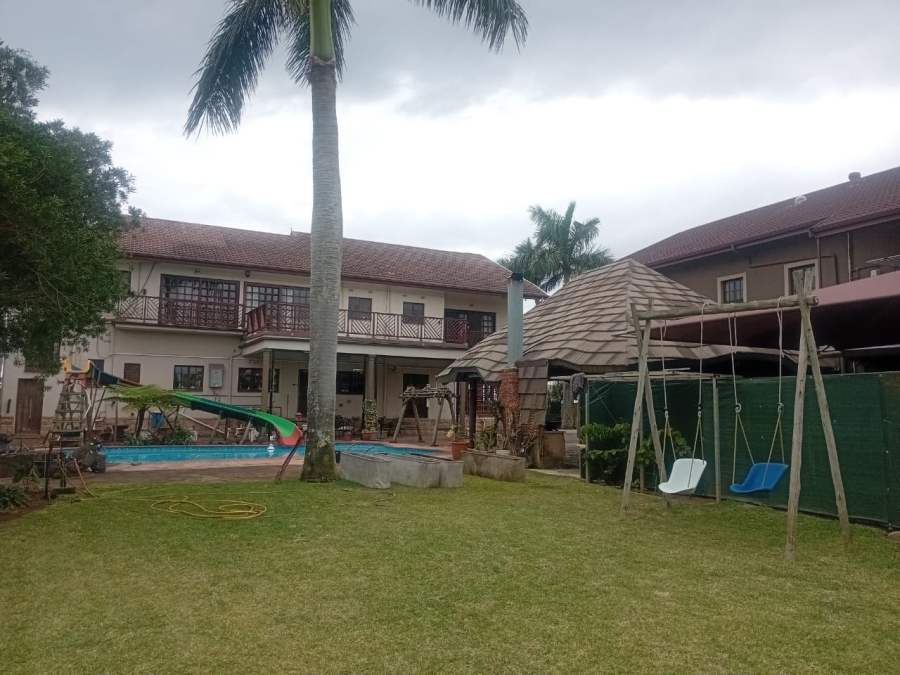 7 Bedroom Property for Sale in Winklespruit KwaZulu-Natal