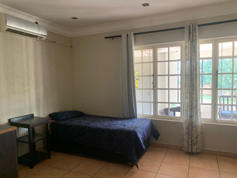 To Let 7 Bedroom Property for Rent in Meer En See KwaZulu-Natal