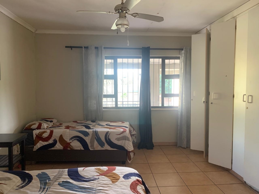 To Let 7 Bedroom Property for Rent in Meer En See KwaZulu-Natal