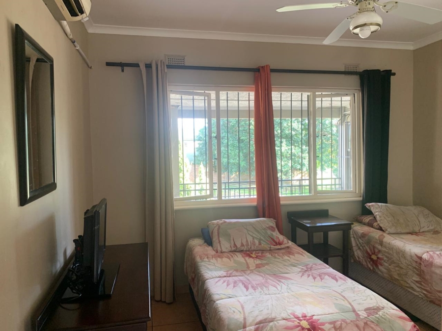 To Let 7 Bedroom Property for Rent in Meer En See KwaZulu-Natal