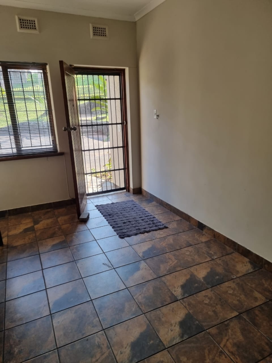 4 Bedroom Property for Sale in Yellowwood Park KwaZulu-Natal