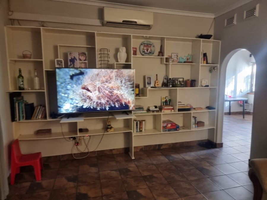 4 Bedroom Property for Sale in Yellowwood Park KwaZulu-Natal