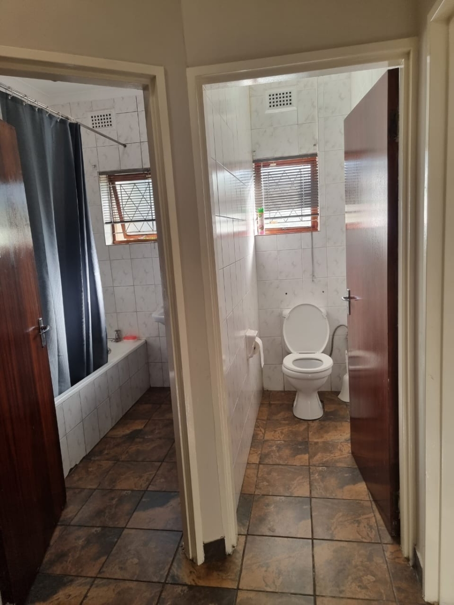 4 Bedroom Property for Sale in Yellowwood Park KwaZulu-Natal