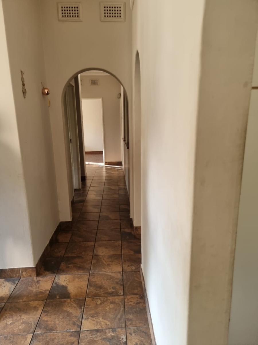 4 Bedroom Property for Sale in Yellowwood Park KwaZulu-Natal