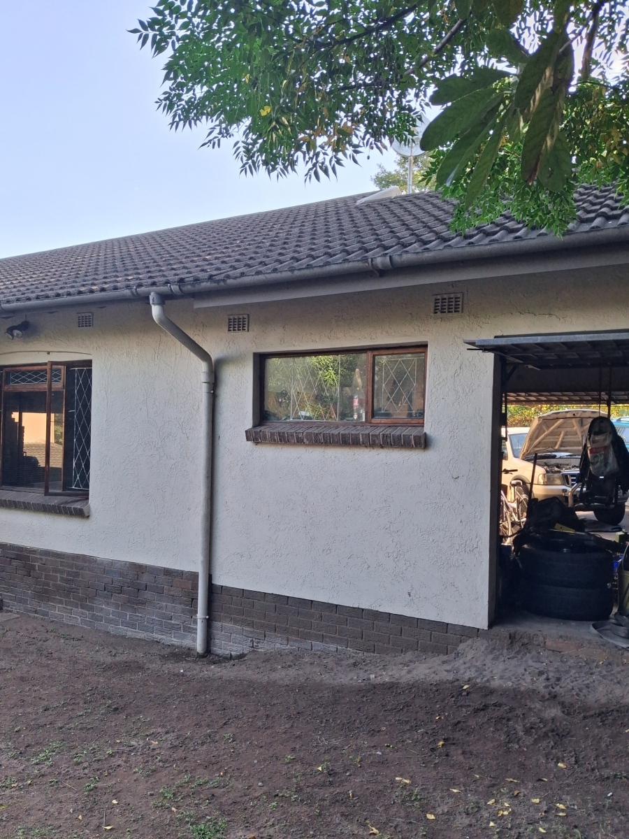 4 Bedroom Property for Sale in Yellowwood Park KwaZulu-Natal