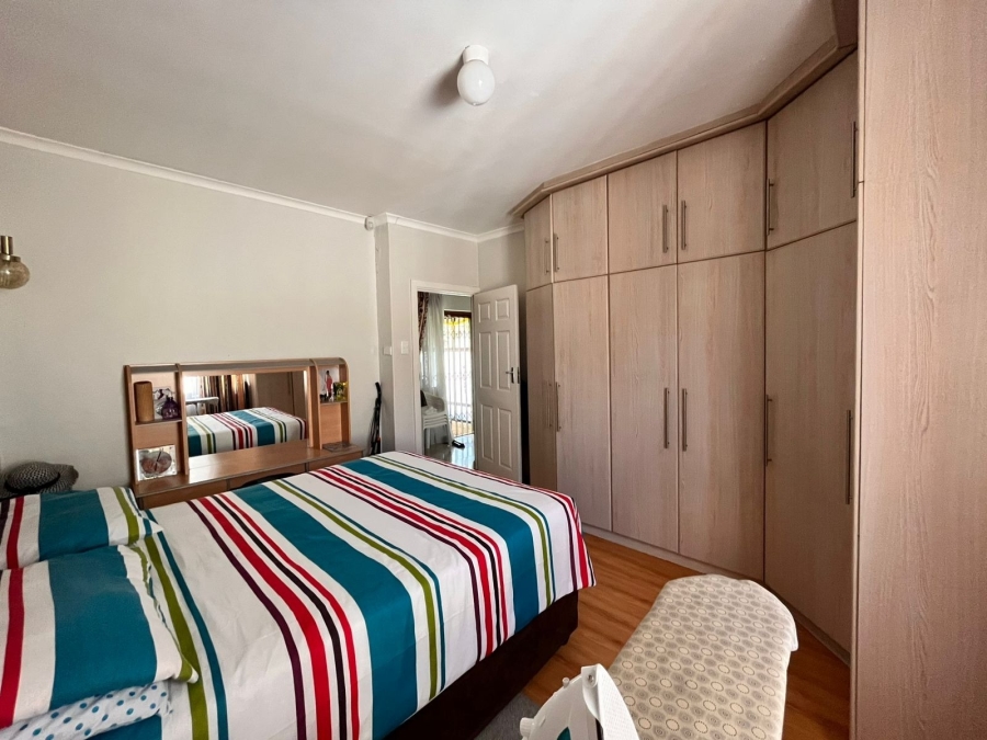 5 Bedroom Property for Sale in Yellowwood Park KwaZulu-Natal