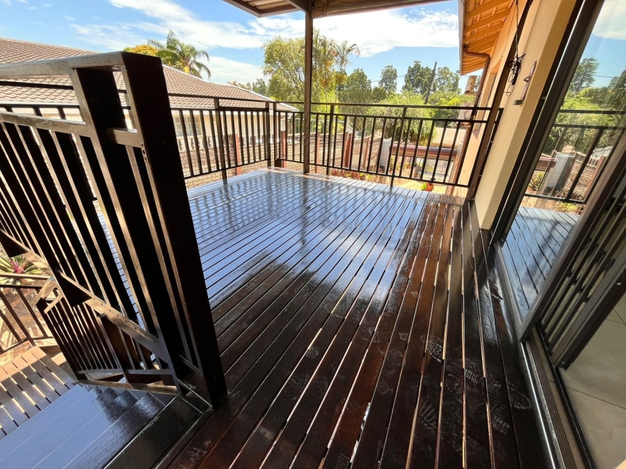 5 Bedroom Property for Sale in Yellowwood Park KwaZulu-Natal