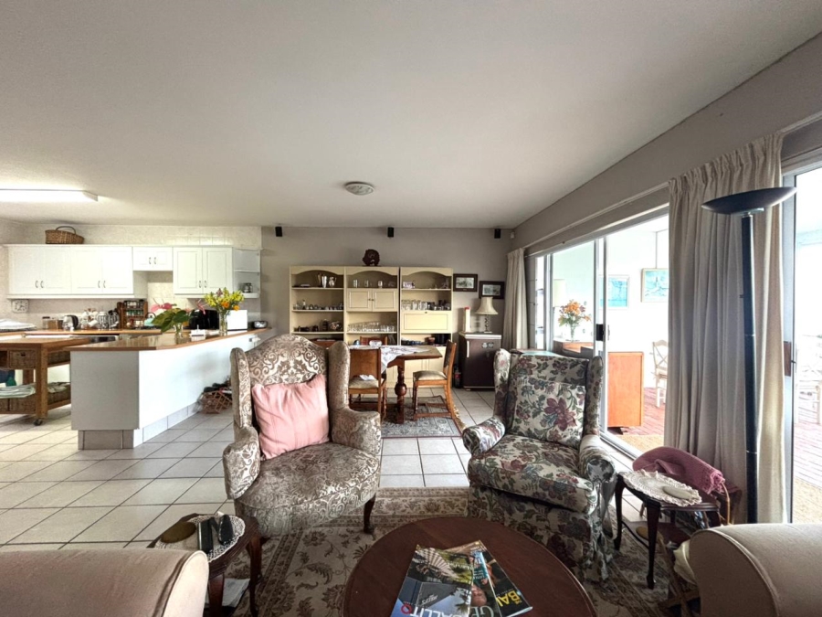 4 Bedroom Property for Sale in Willard Beach KwaZulu-Natal