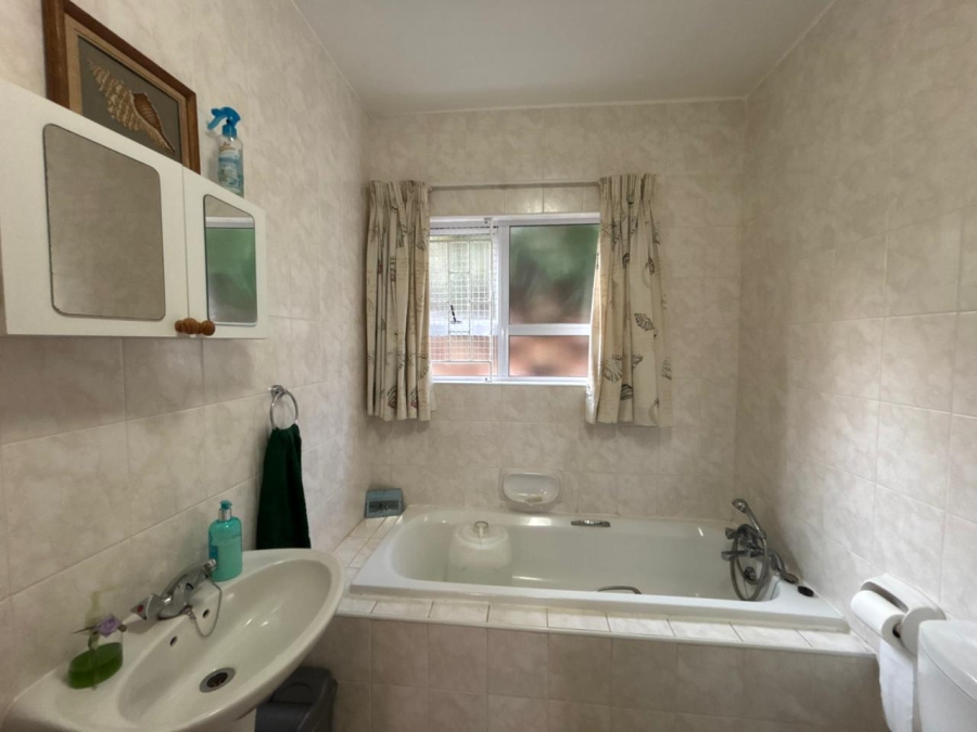 4 Bedroom Property for Sale in Willard Beach KwaZulu-Natal
